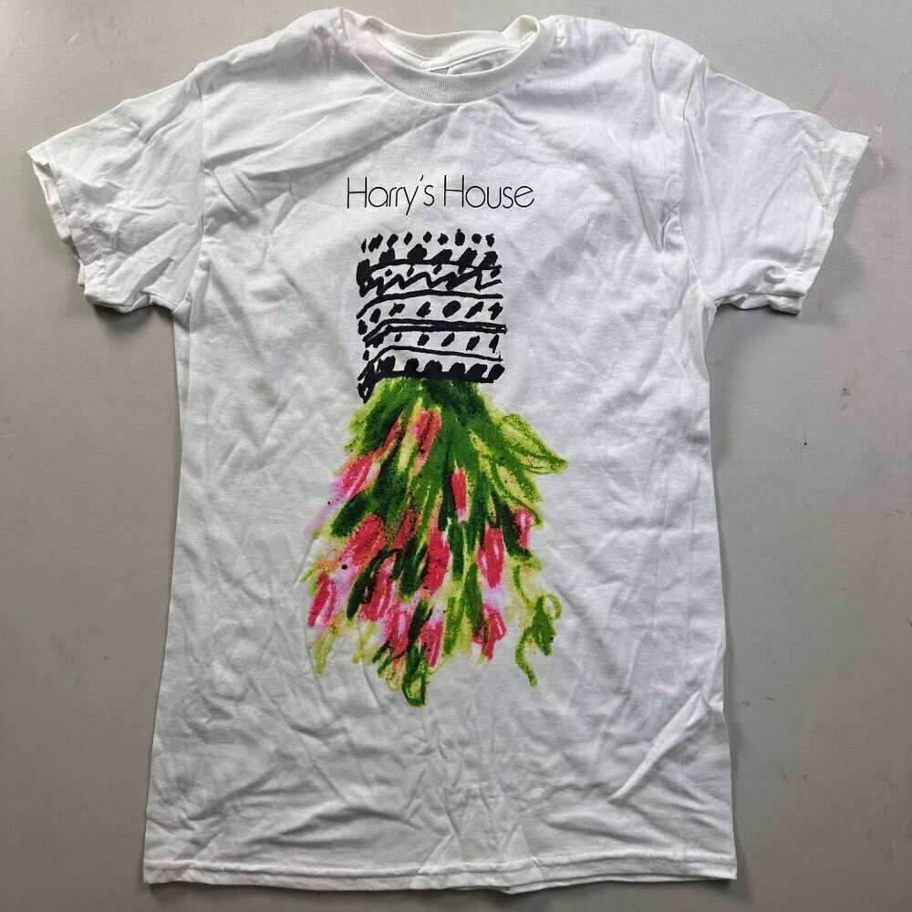 Harry Styles T-Shirt Size Small Harry’s House Flowers Love On Tour Merch Concert